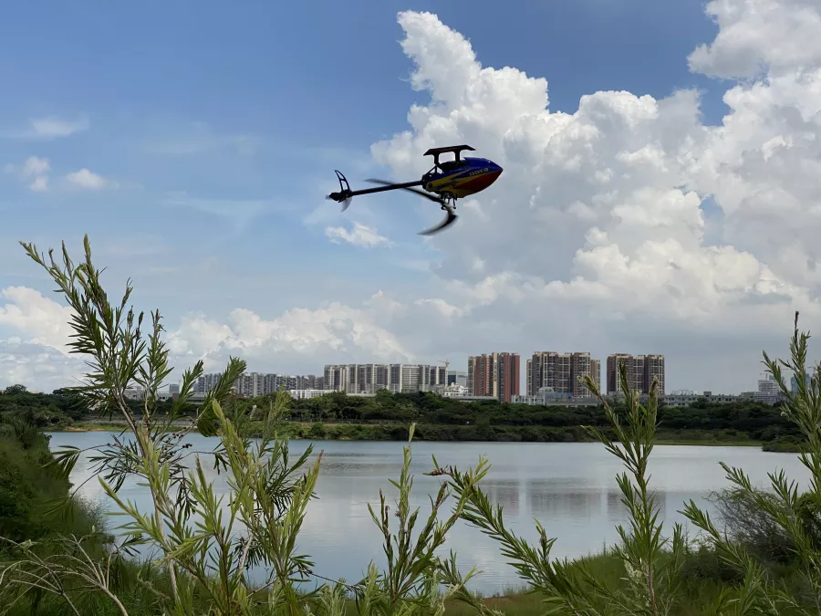 F05 6 CHANNEL 3D6G FLYBARLESS AROBATIC RC HELICOPTER ENGPOW